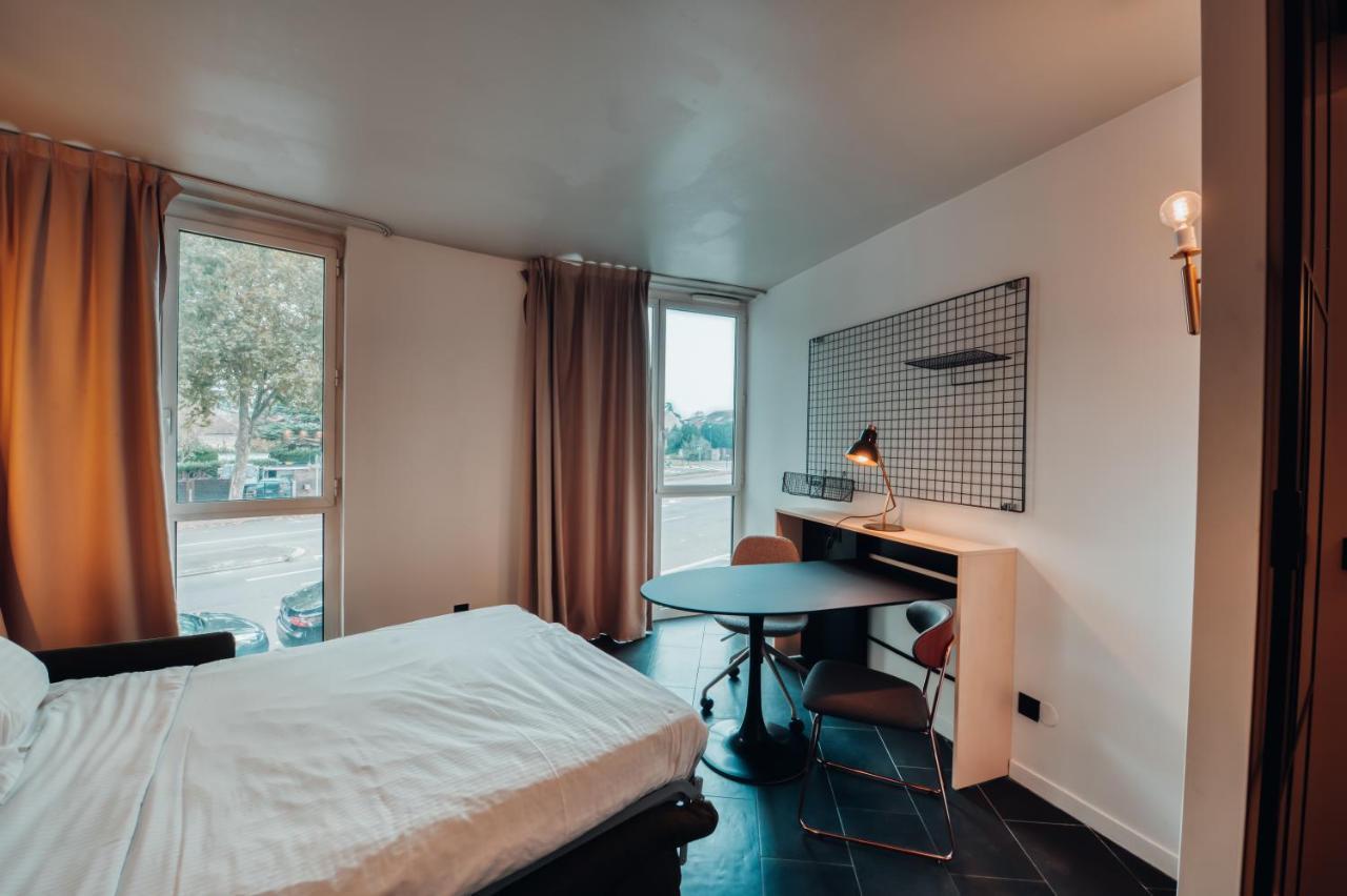 Cowool Cergy Aparthotel Екстериор снимка