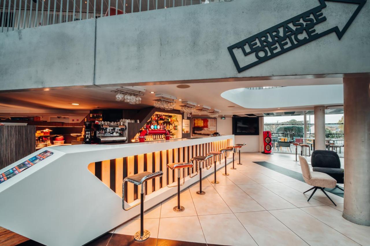 Cowool Cergy Aparthotel Екстериор снимка