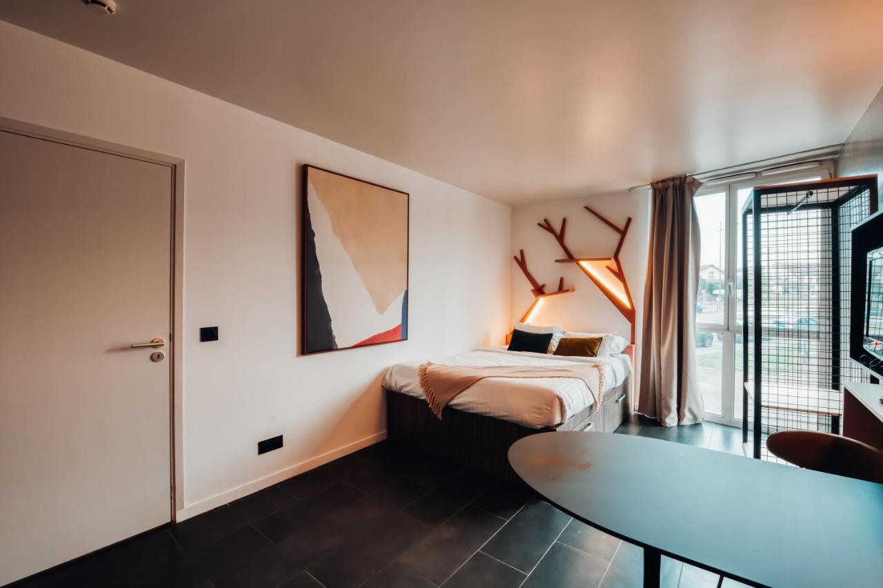 Cowool Cergy Aparthotel Екстериор снимка