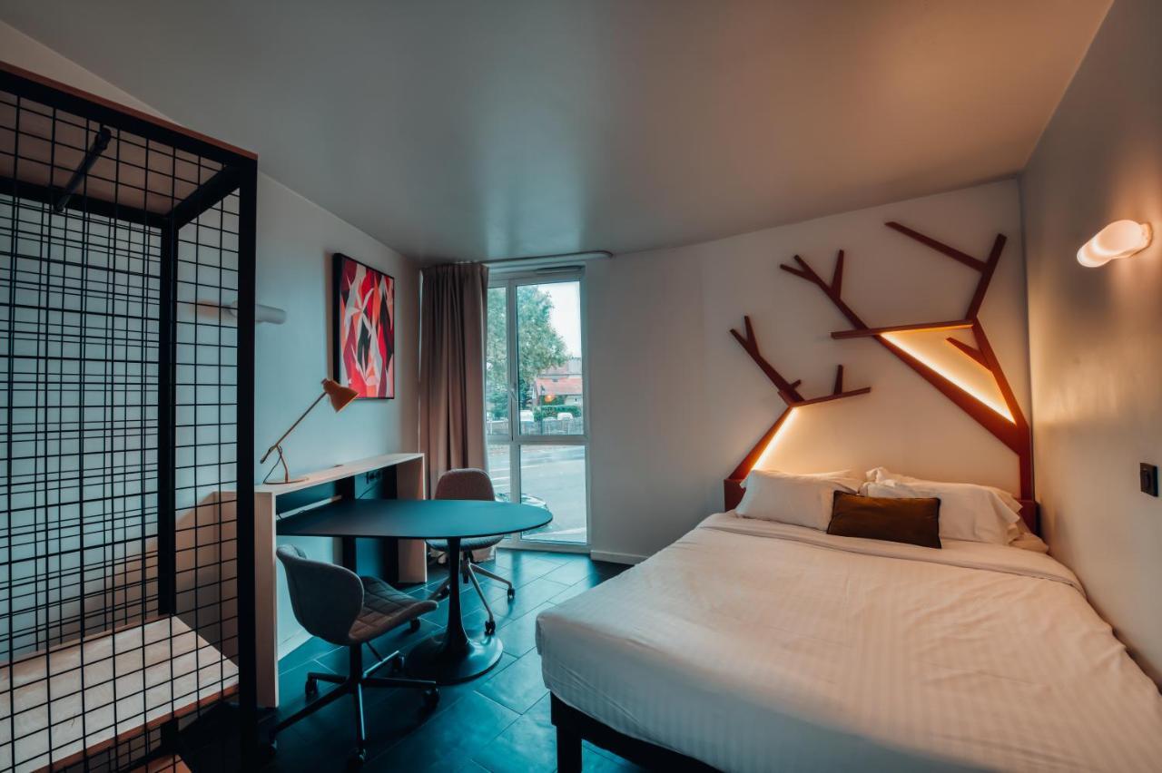 Cowool Cergy Aparthotel Екстериор снимка