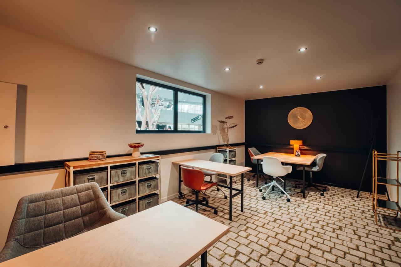 Cowool Cergy Aparthotel Екстериор снимка