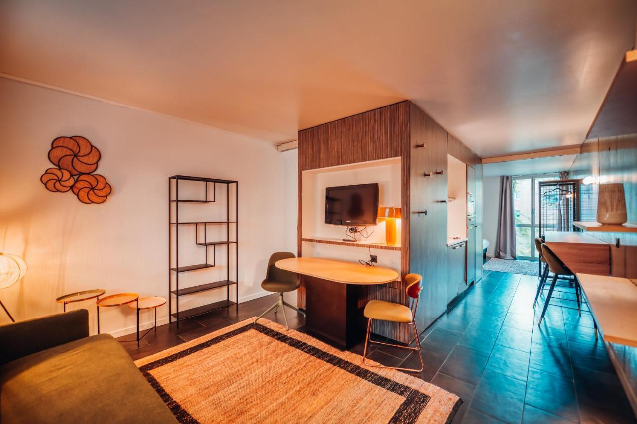 Cowool Cergy Aparthotel Екстериор снимка
